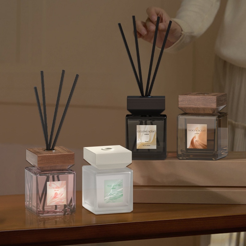 200ml リードディフューザーオイル 火を使わないアロマセ - Home Fragrance London のレビューと価格