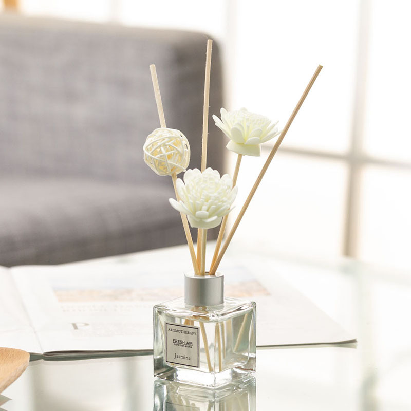 50mlアロマセラピーエッセンシャルオイル、炎を使わないジャ - Home Fragrance London のレビューと価格